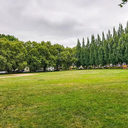 Portland Vacation Rental 3 Mi To Downtown!